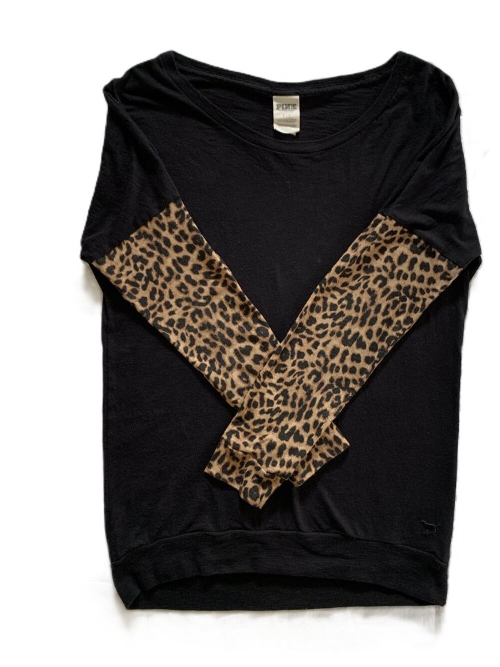 PINK Victoria's Secret Black Long Sleeve Tee Leopard Sleeves Size Small